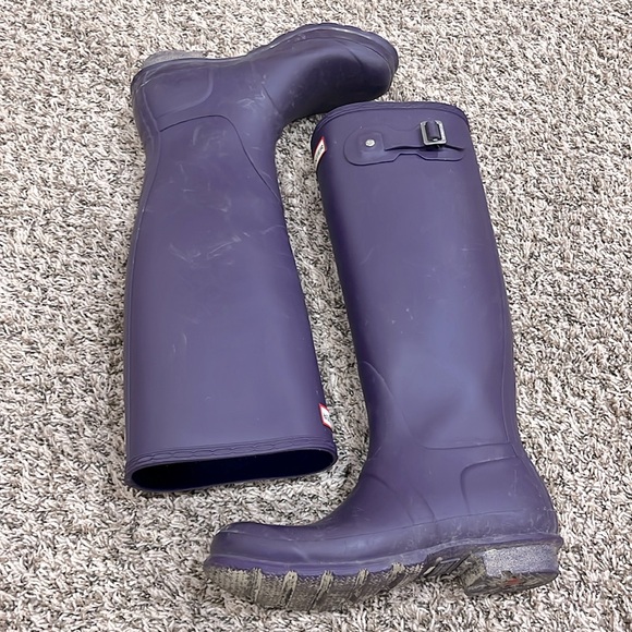 HUNTER original tall boots 💜 - Picture 5 of 11